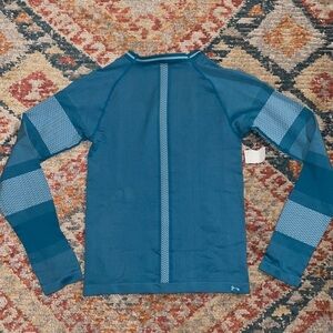 Active Freedom woman’s fitness top - XL